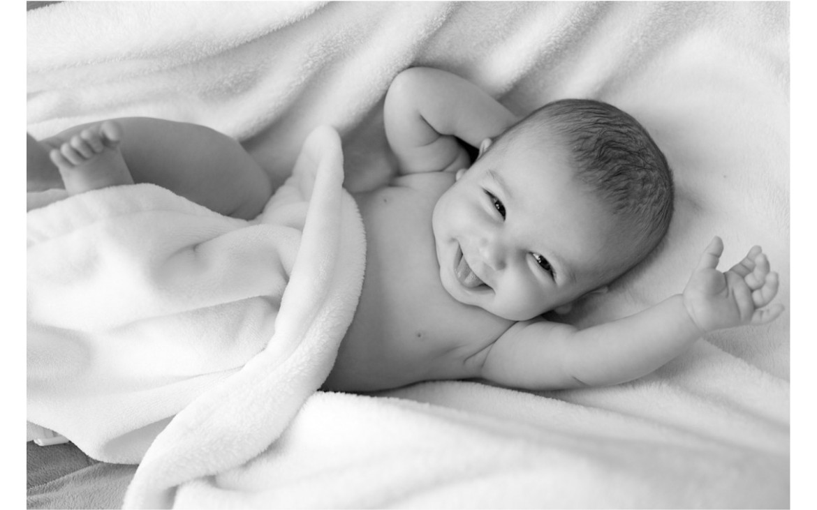 ¿Estás buscando maneras creativas de fotografiar el cumplemes de tu bebé?